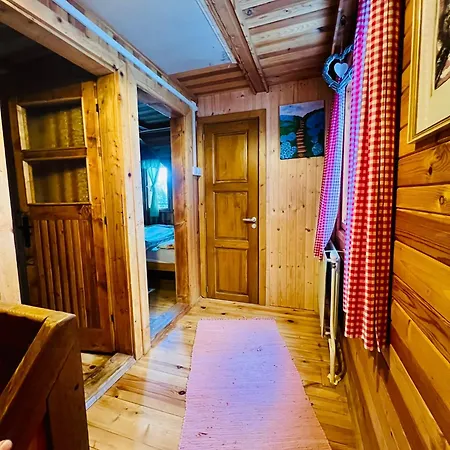 Juliana Chalet Maly Lipnik